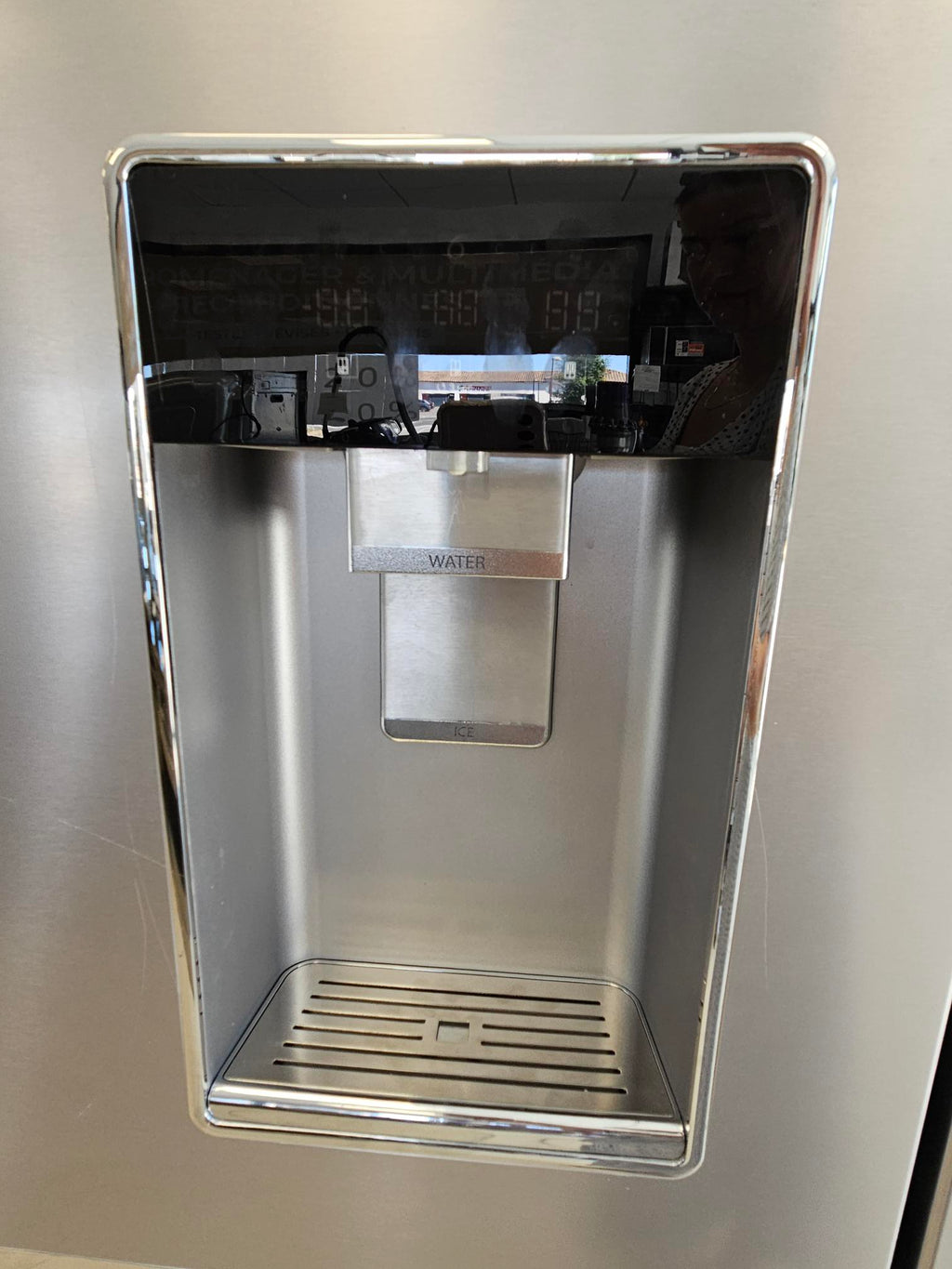 WHIRLPOOL WQ9IMO1L REFRIGERATEUR MULTIPORTES